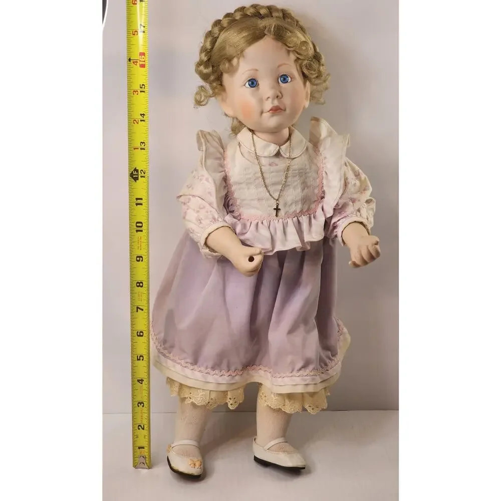 Jennifer Doll by Nancy Leslie The Danbury Mint 1994 Pre-owned